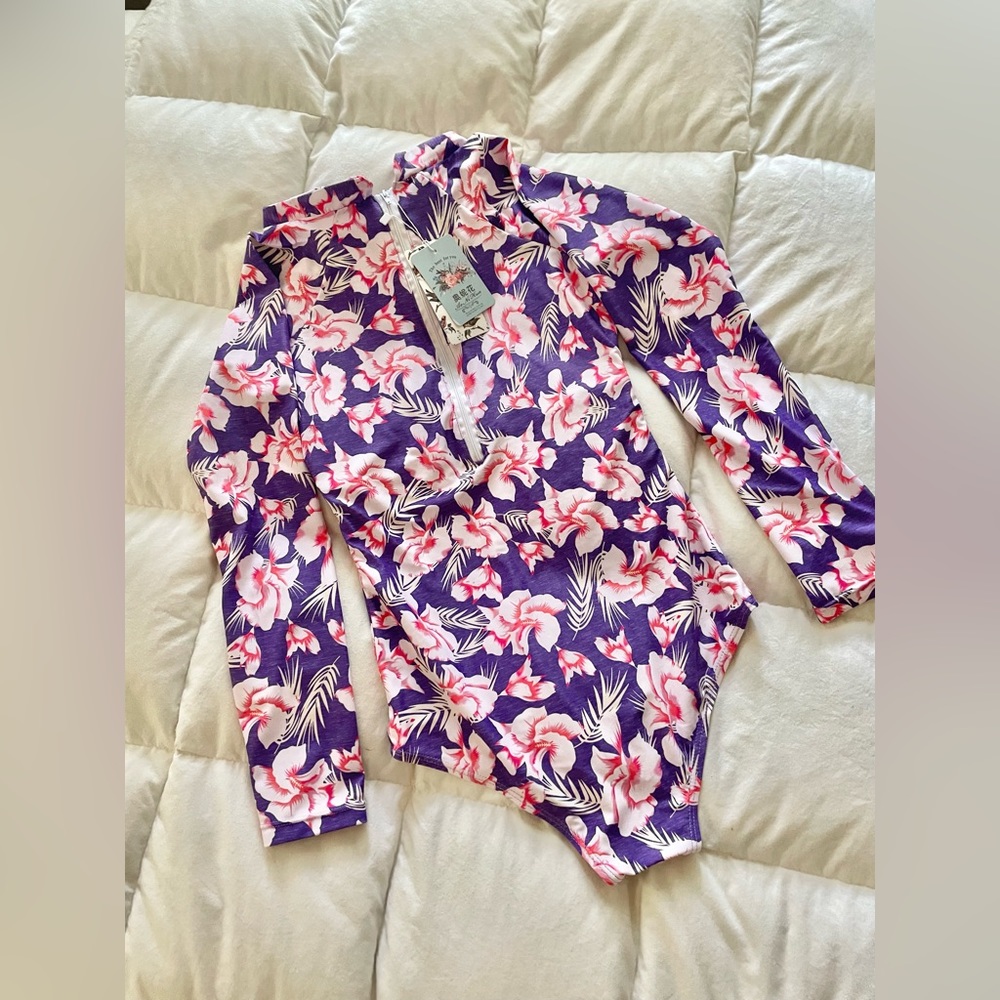 NWTs! Rash Guard/swimwear/bodysuit!